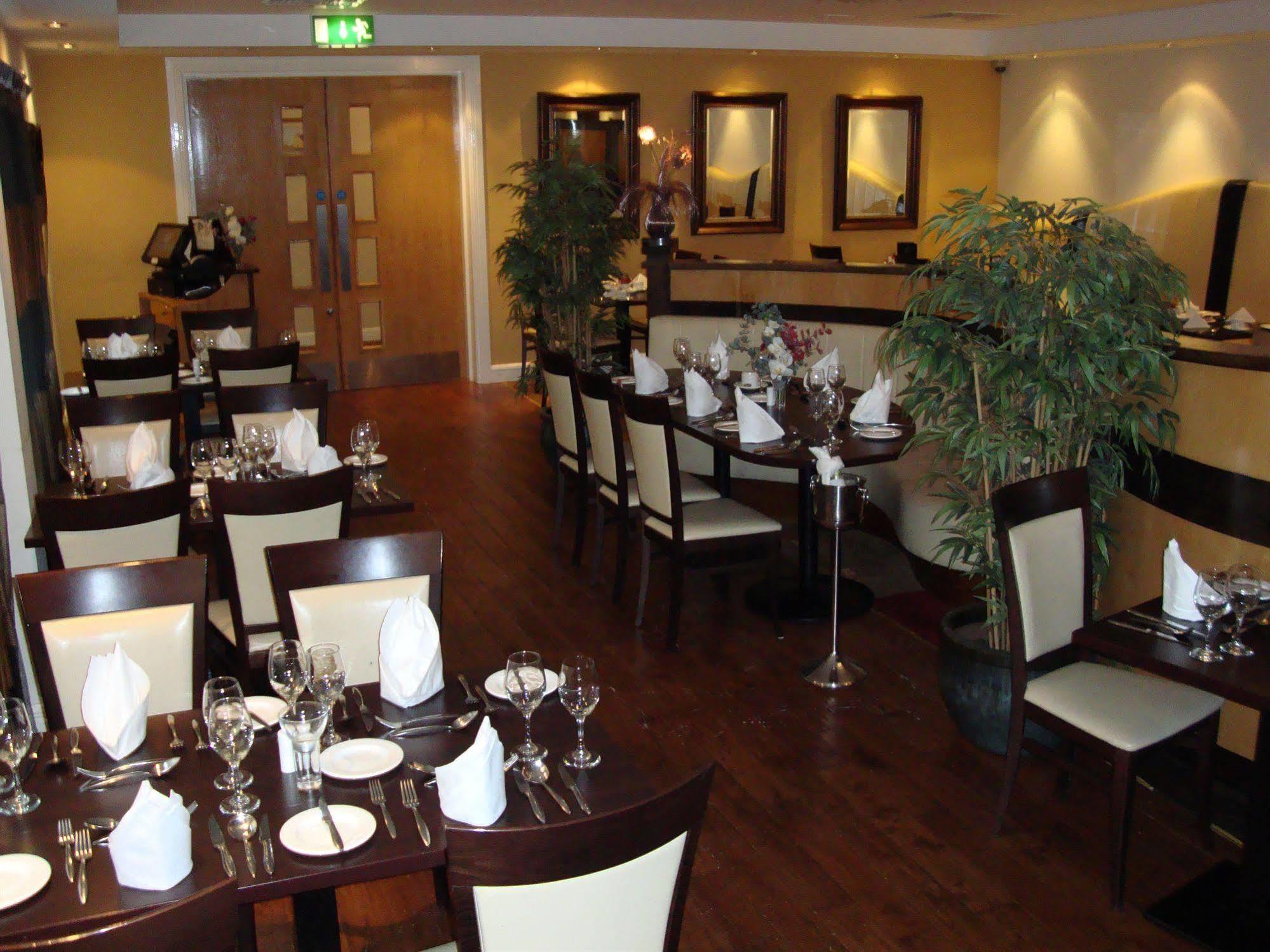 Ard Ri House Hotel Tuam Eksteriør billede