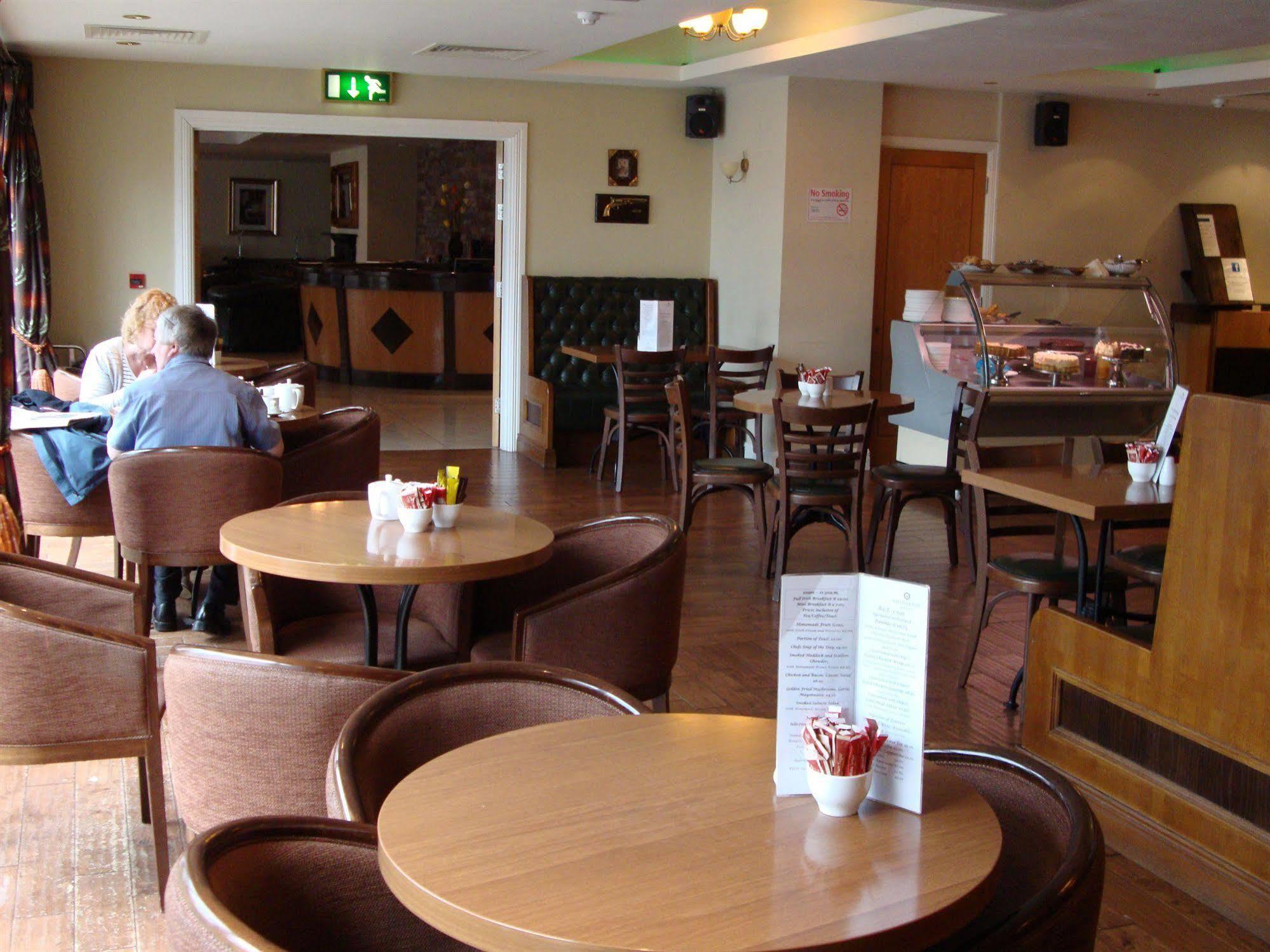 Ard Ri House Hotel Tuam Eksteriør billede