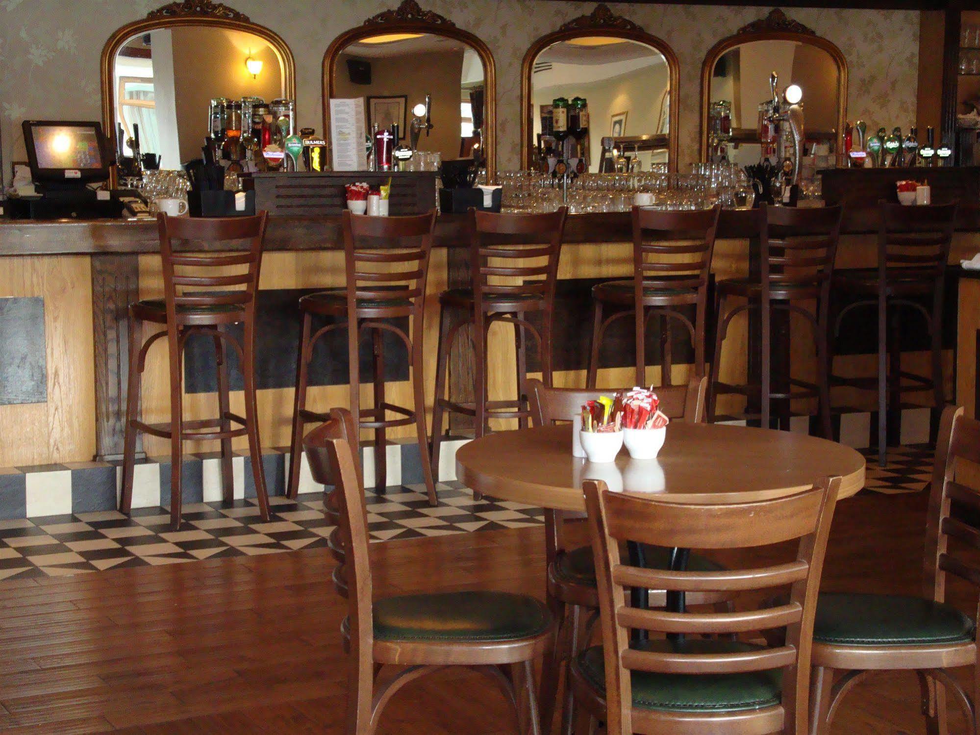 Ard Ri House Hotel Tuam Eksteriør billede